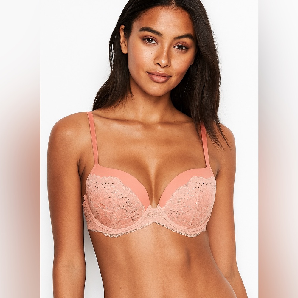 NWOT Victoria’s Secret Embellished Lace Underwire Bra - Peach Push-up 34DD